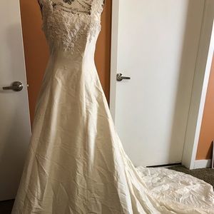 Bridal Gown🌹🌹FINAL MARKDOWN 🌹🌹